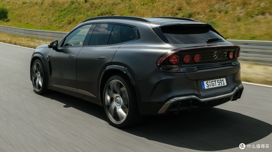 起售价85万,专打保时捷卡宴,奔驰发布全新AMG GT SUV