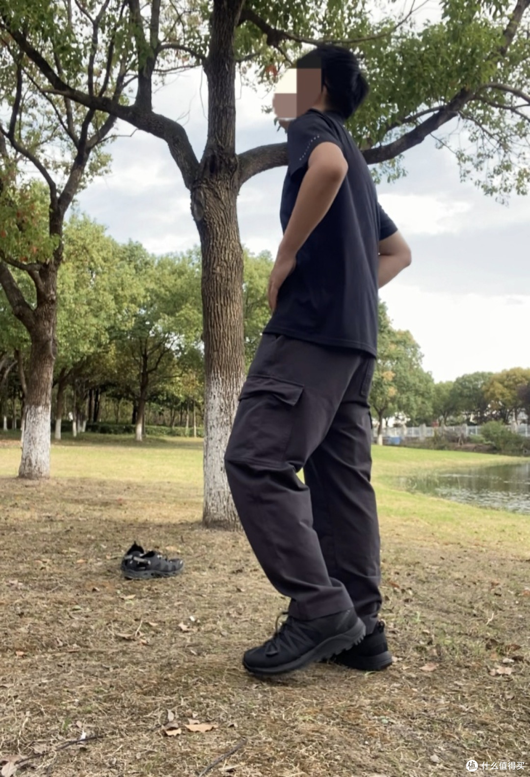 更换休闲裤，都市通勤上脚效果