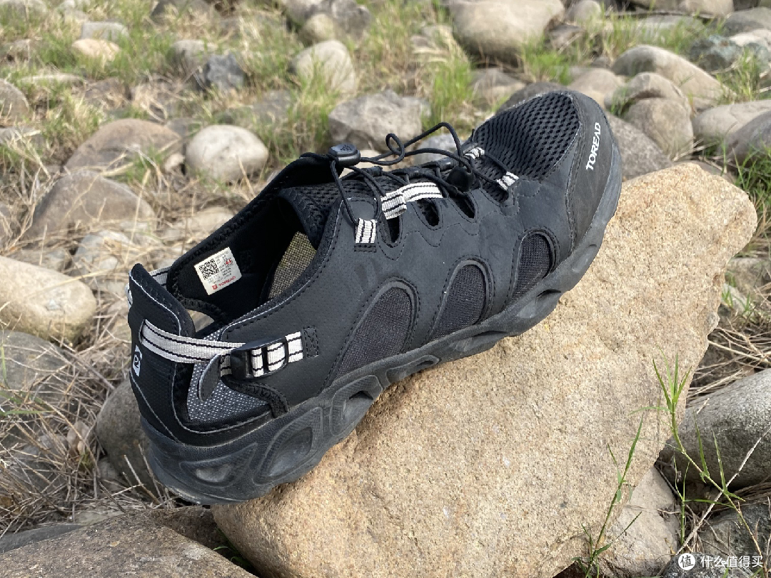 双11徒步鞋别乱买 |Columbia/探路者/MERRELL三双实测横评|哪家强