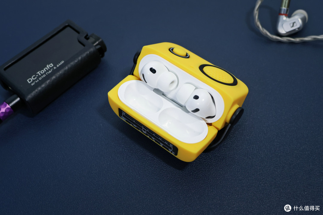 尺寸相同，可使用AirPods Pro3的保护壳