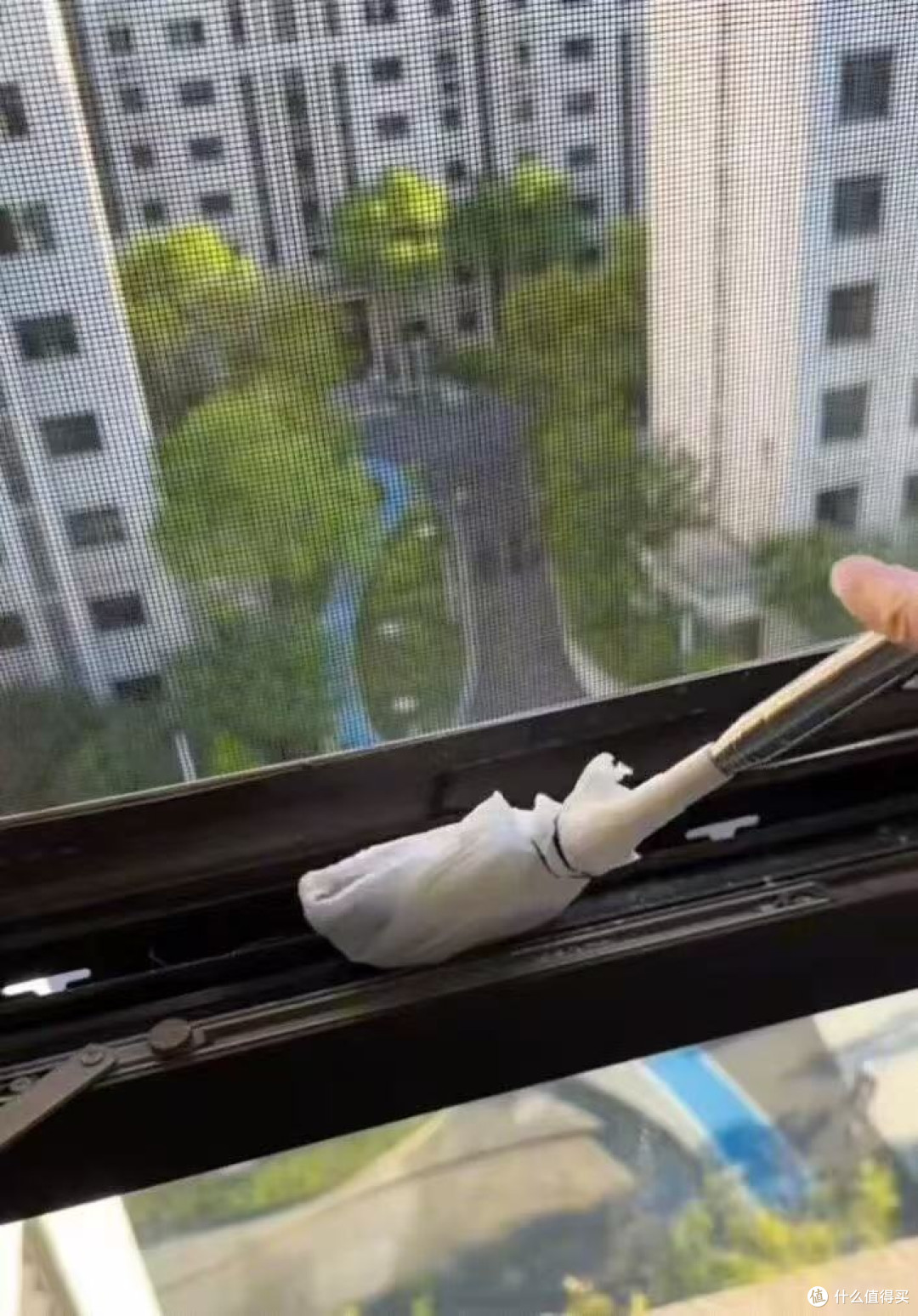 浴室缝隙刷可伸缩款:卫生死角终于有解了