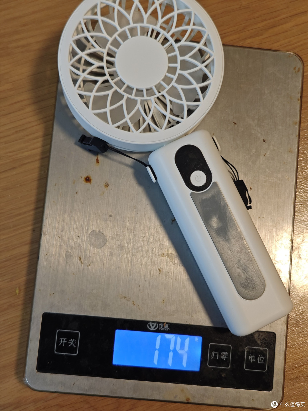 m3，可以换电池，3000毫安二档可以吹将近4小时