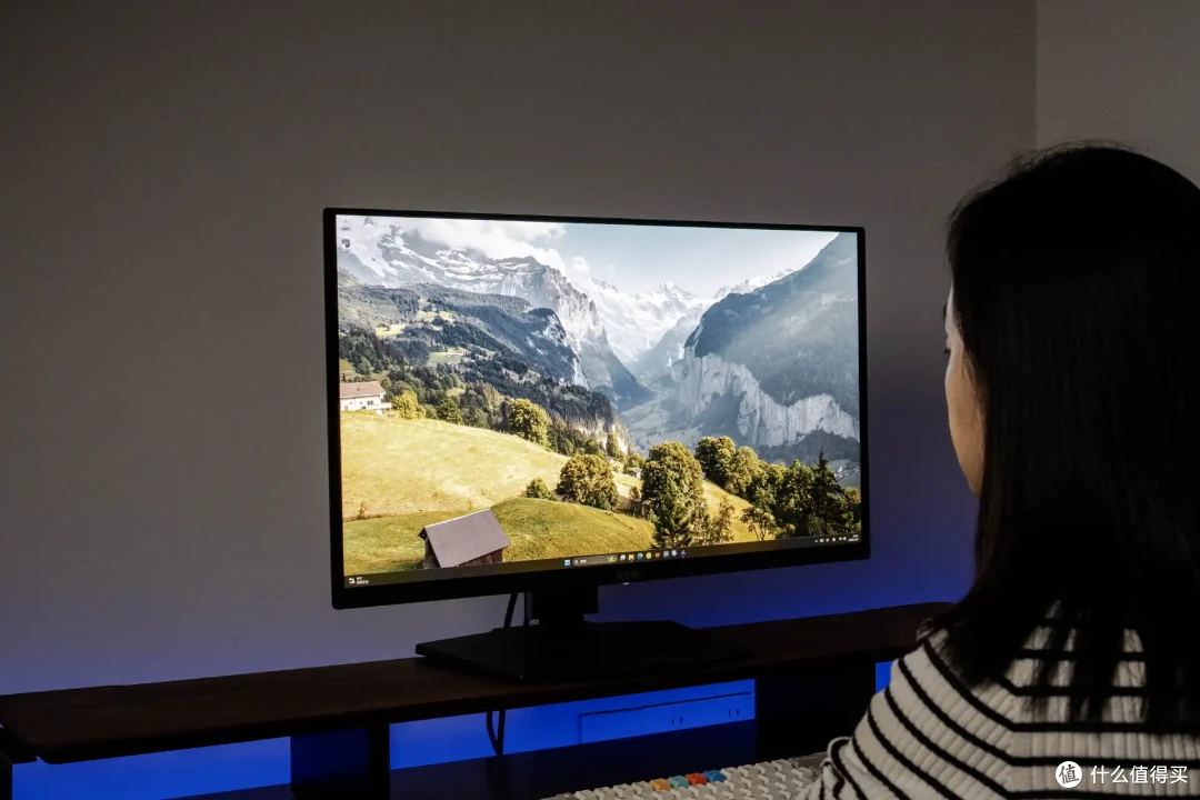 2K 240Hz QD-OLED竞技沉浸全要?微星MAG 274QP QD-OLED X24流光