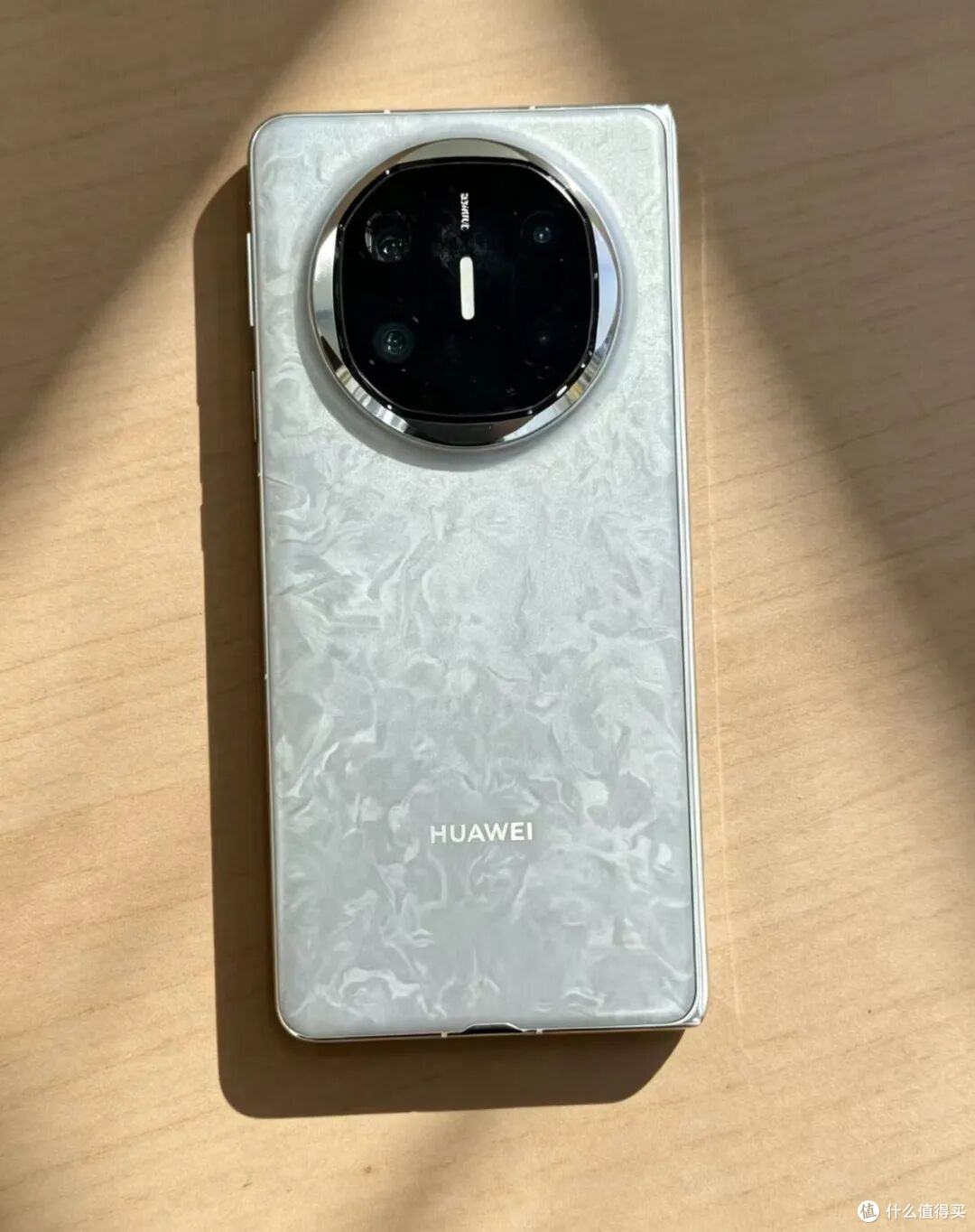 华为Mate X6 降价了:512GB直降5451元,麒麟芯+北斗卫星都还在
