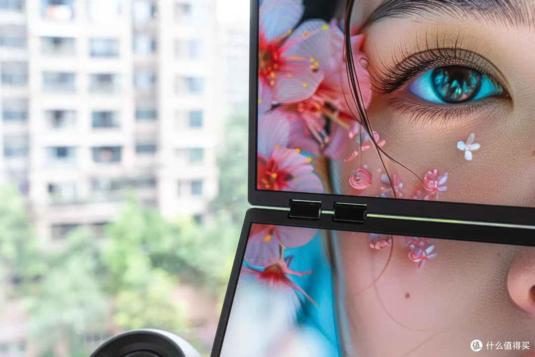 小桌面的终极答案!用雕塑家 MU24LT解锁双屏新玩法