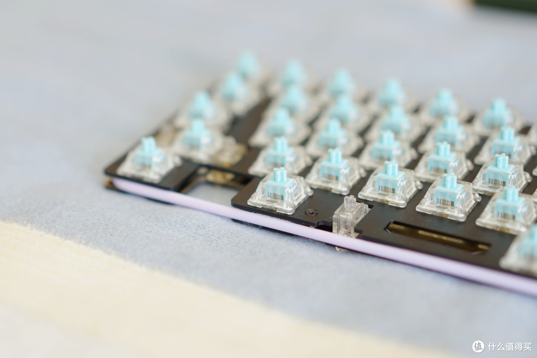 颠覆认知！这把Snake60，重新定义60配列客制化颜值上限