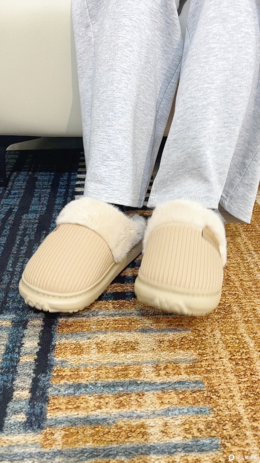 加绒内里裹住双脚怕冷的人冬天就靠它