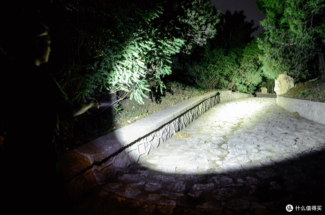 携一束光,照亮长夜山径:Fenix C6 V4.0