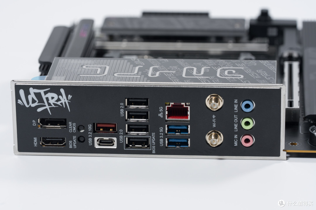 精致M-ATX钢炮—乔思伯D33_七彩虹B850M Ultra_影驰RTX5070Ti HOF