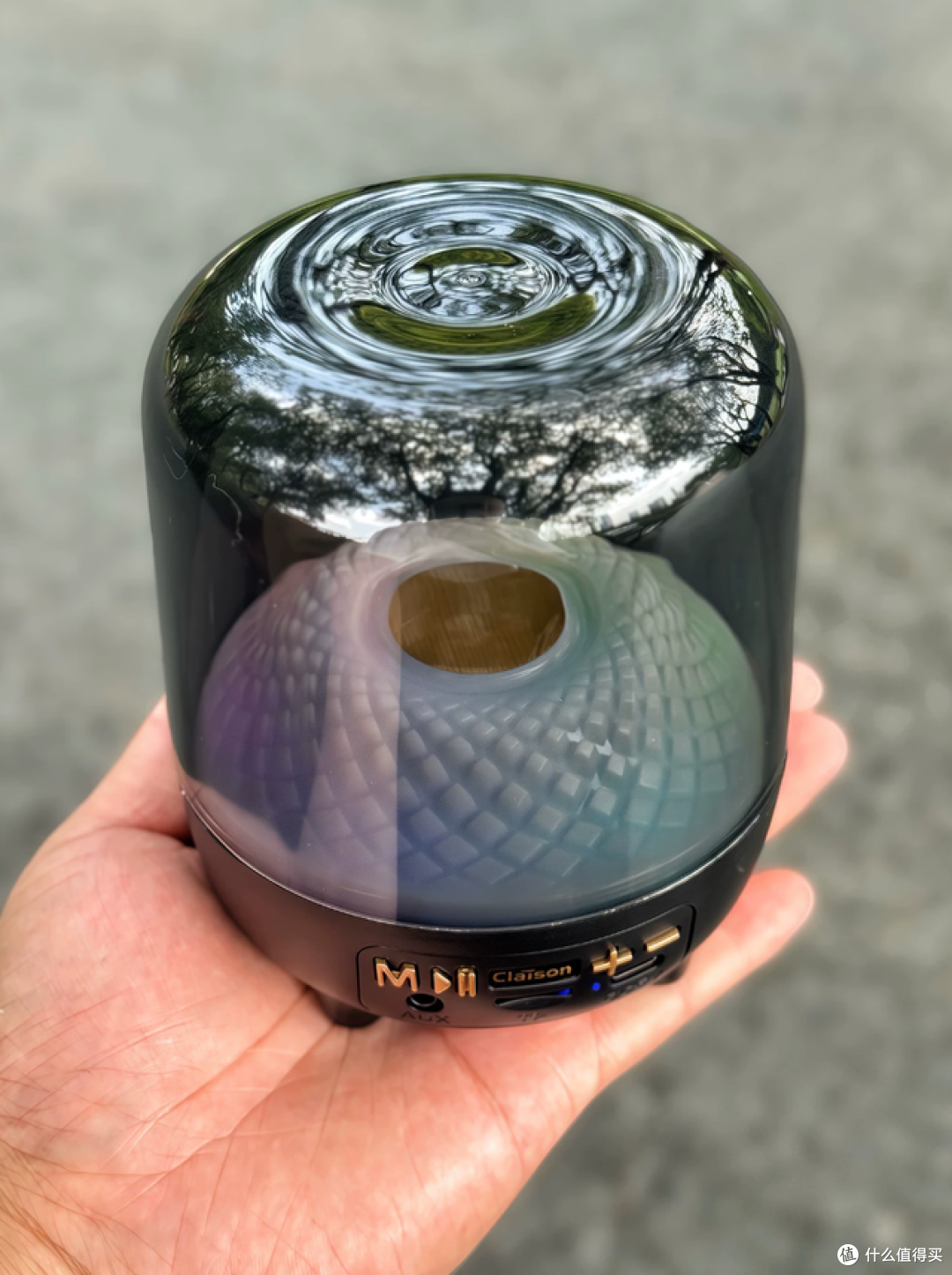 二手鱼塘惊现15.9元琉璃音响!正品卖2499元,这价到底谁给谁上课
