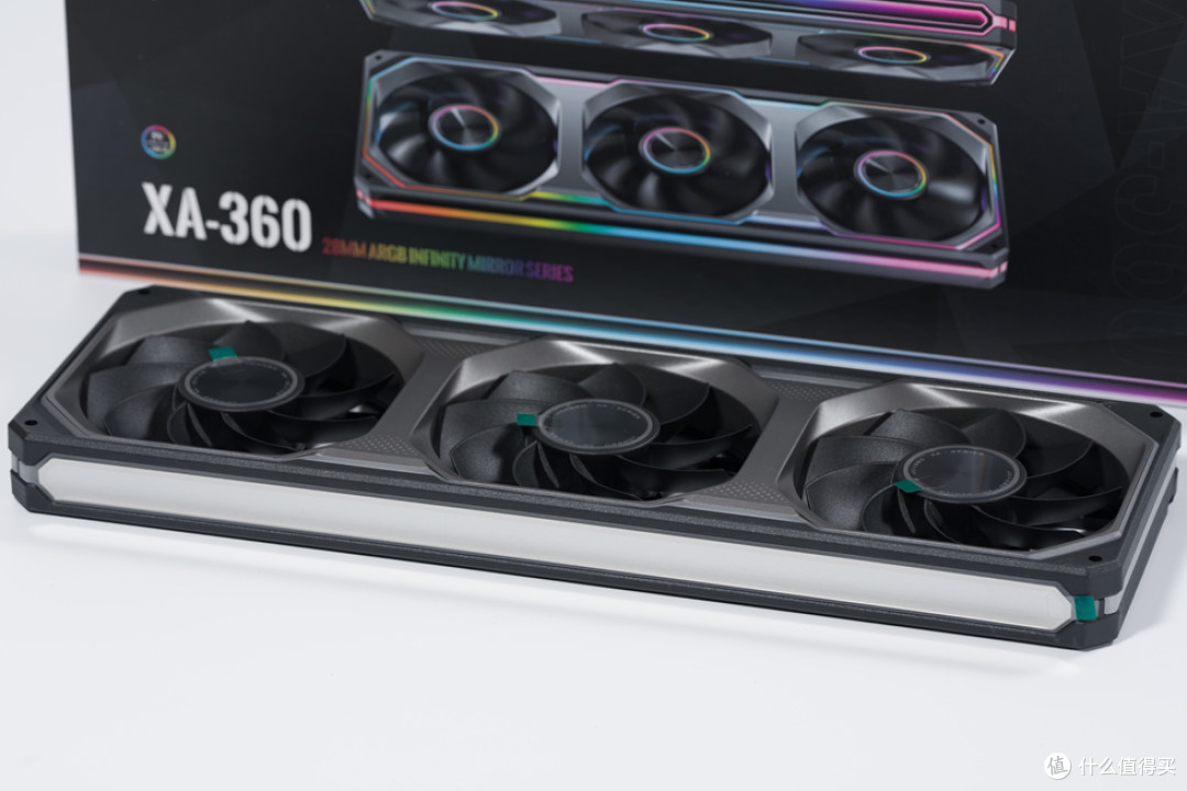 精致M-ATX钢炮—乔思伯D33_七彩虹B850M Ultra_影驰RTX5070Ti HOF