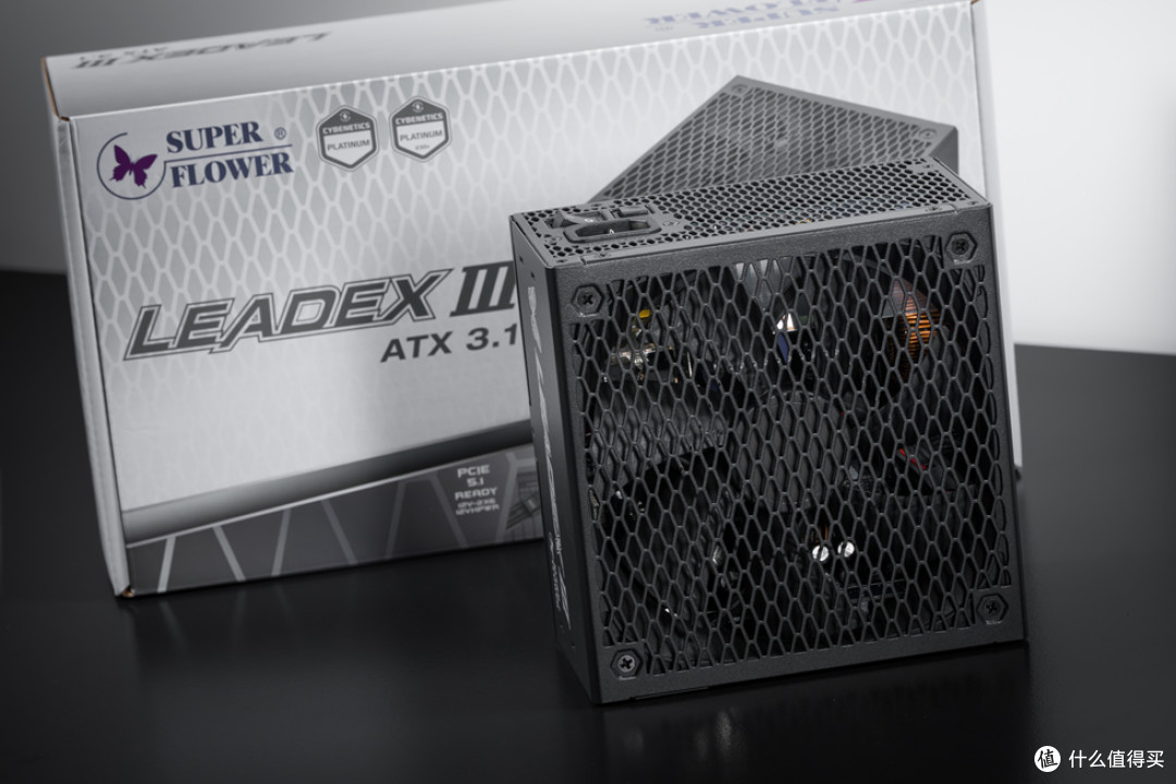 精致M-ATX钢炮—乔思伯D33_七彩虹B850M Ultra_影驰RTX5070Ti HOF