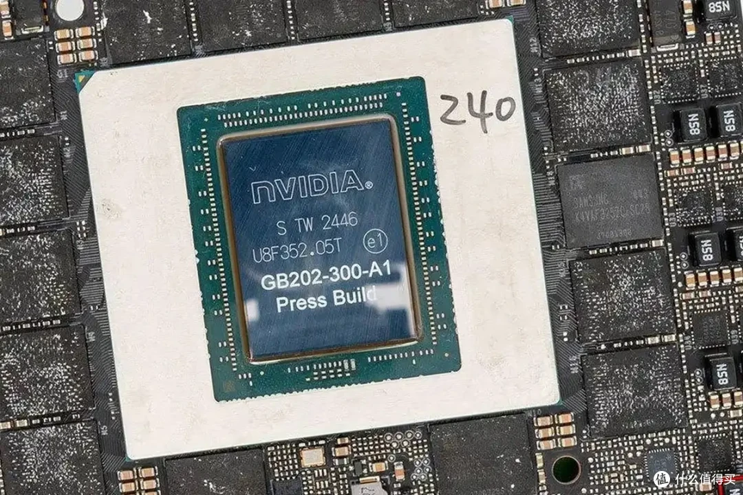 瞪眼说瞎话?英伟达否认 RTX 5090 显卡停产,却从未停下小动作