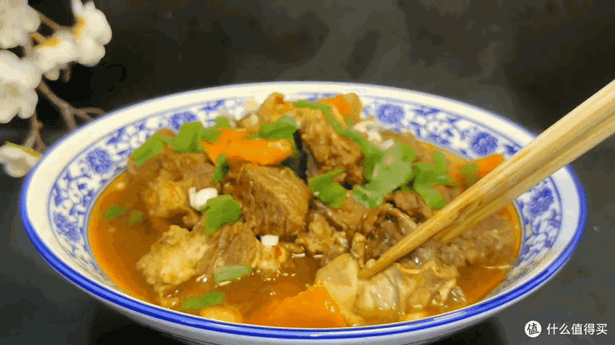 详解红烧牛肉胡萝卜烹饪步骤