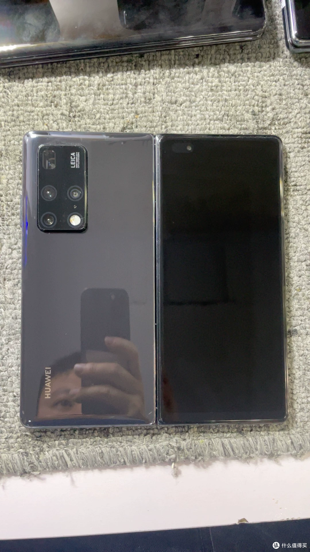 1199元Mate X2国行:换过内屏还没充电器