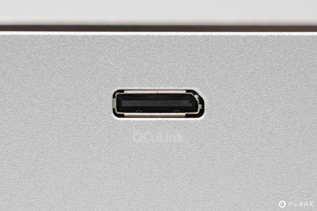支持PCIe4.0*4带宽，天钡AG01显卡扩展坞拆解