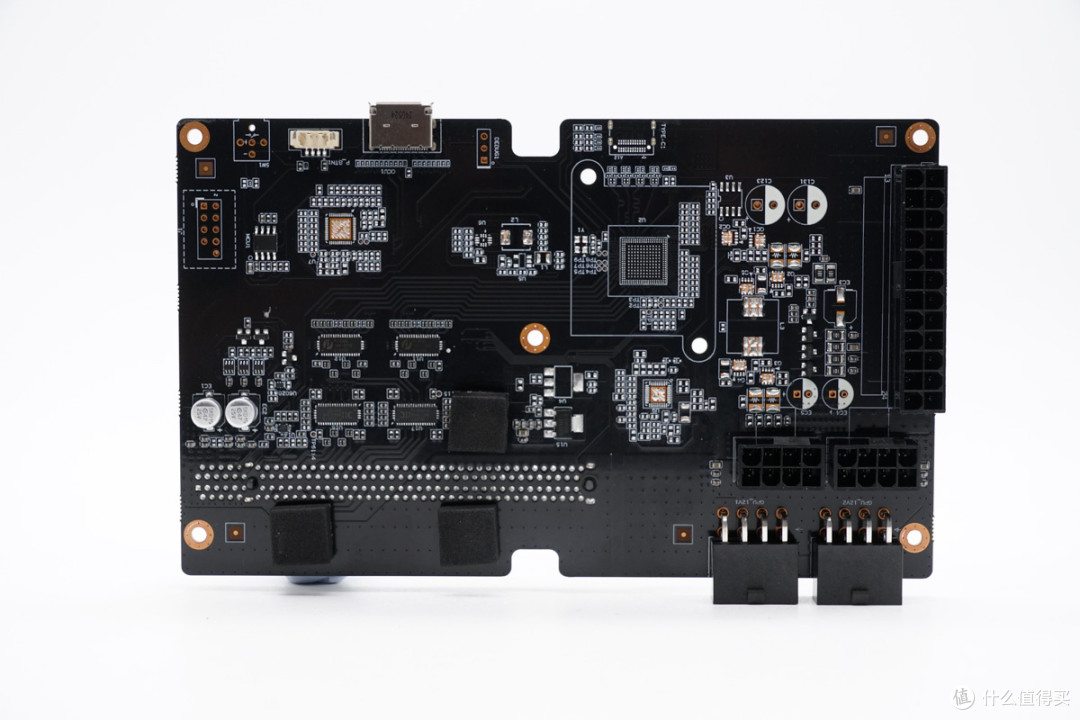 支持PCIe4.0*4带宽，天钡AG01显卡扩展坞拆解