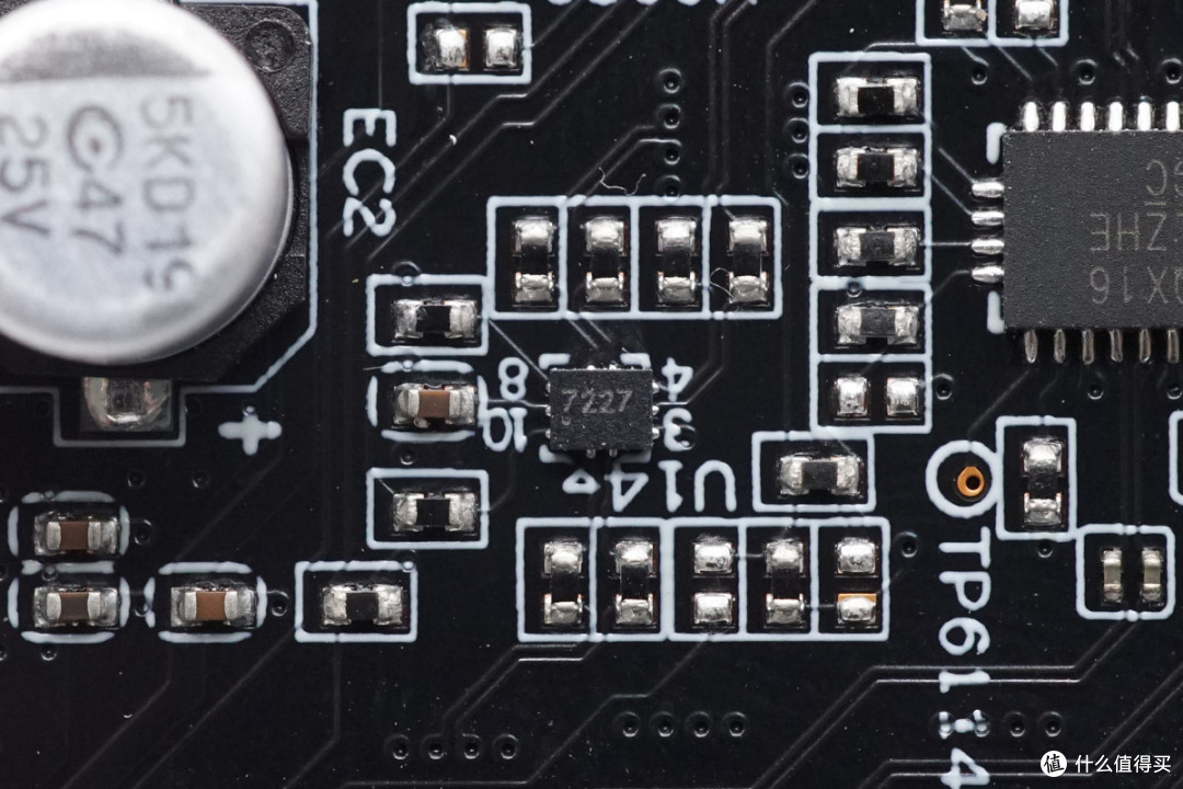 支持PCIe4.0*4带宽，天钡AG01显卡扩展坞拆解