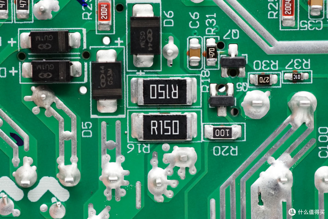 支持PCIe4.0*4带宽，天钡AG01显卡扩展坞拆解