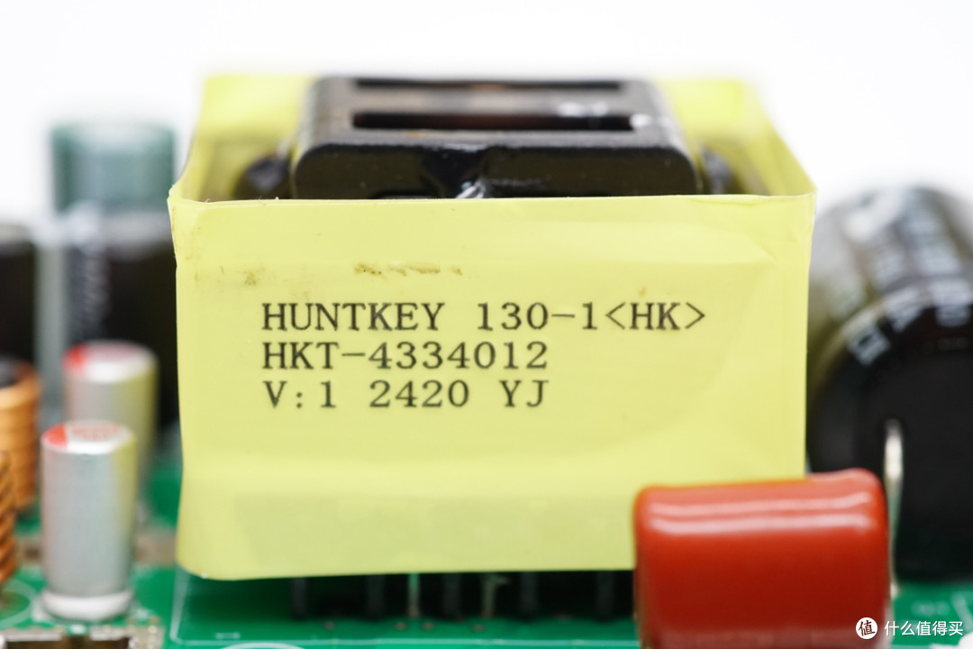 支持PCIe4.0*4带宽，天钡AG01显卡扩展坞拆解