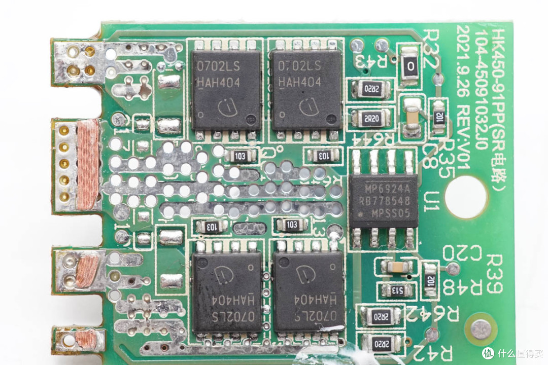 支持PCIe4.0*4带宽，天钡AG01显卡扩展坞拆解