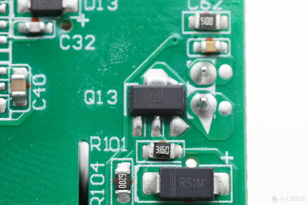 支持PCIe4.0*4带宽，天钡AG01显卡扩展坞拆解