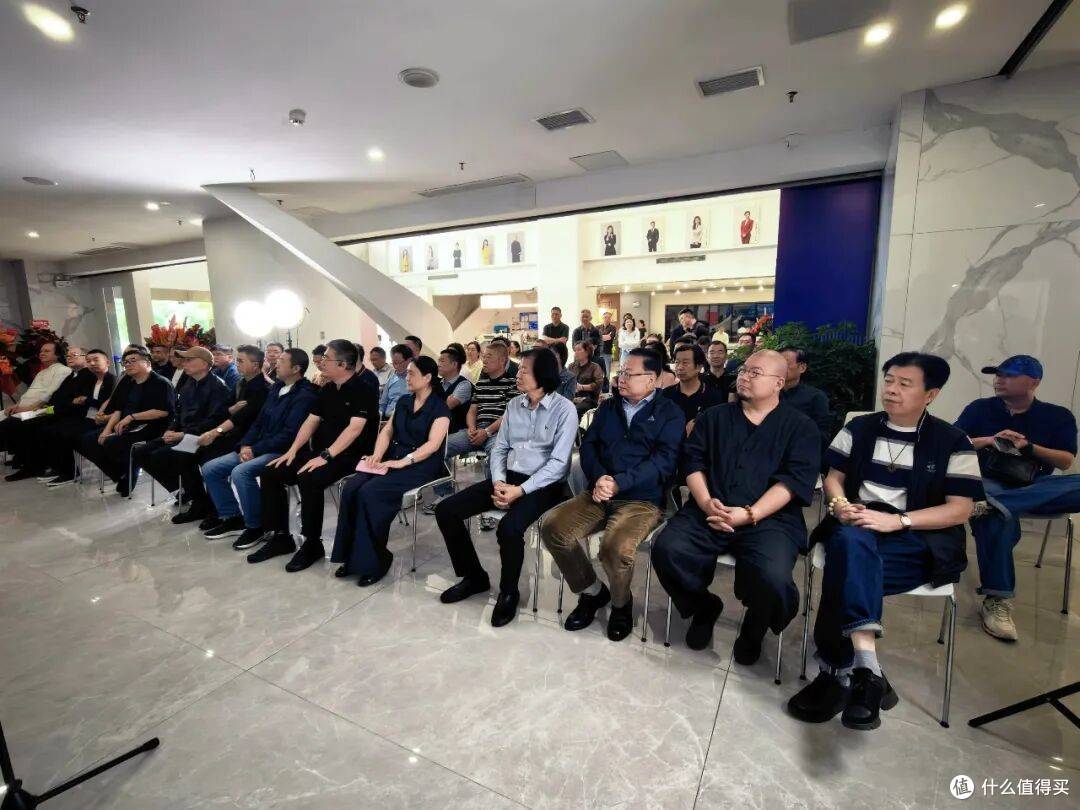 大风再起 泼彩双传 王轩·聂振文泼墨泼彩双人展巡回展宜兴站开幕
