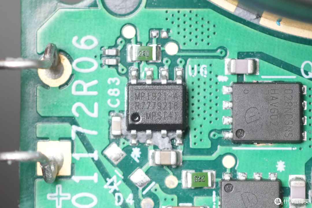 氮化镓方案设计,ENPHASE ENERGY IQ9N 微型逆变器拆解