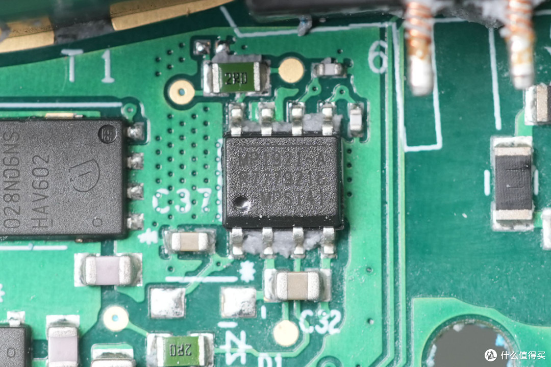 氮化镓方案设计,ENPHASE ENERGY IQ9N 微型逆变器拆解