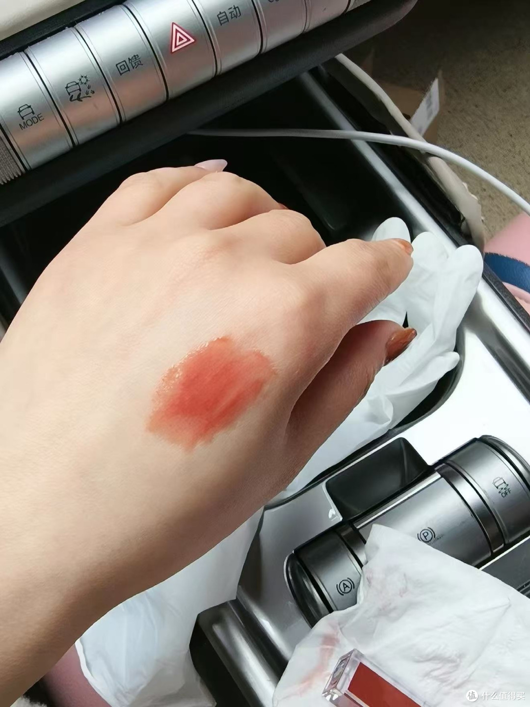 氛围感红茶玻璃唇｜NARS 水光幻彩唇蜜阿拉贡