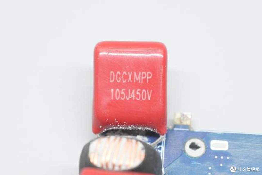 把100W快充与伸缩线塞进小机身，绿联这款新品值不值得买？