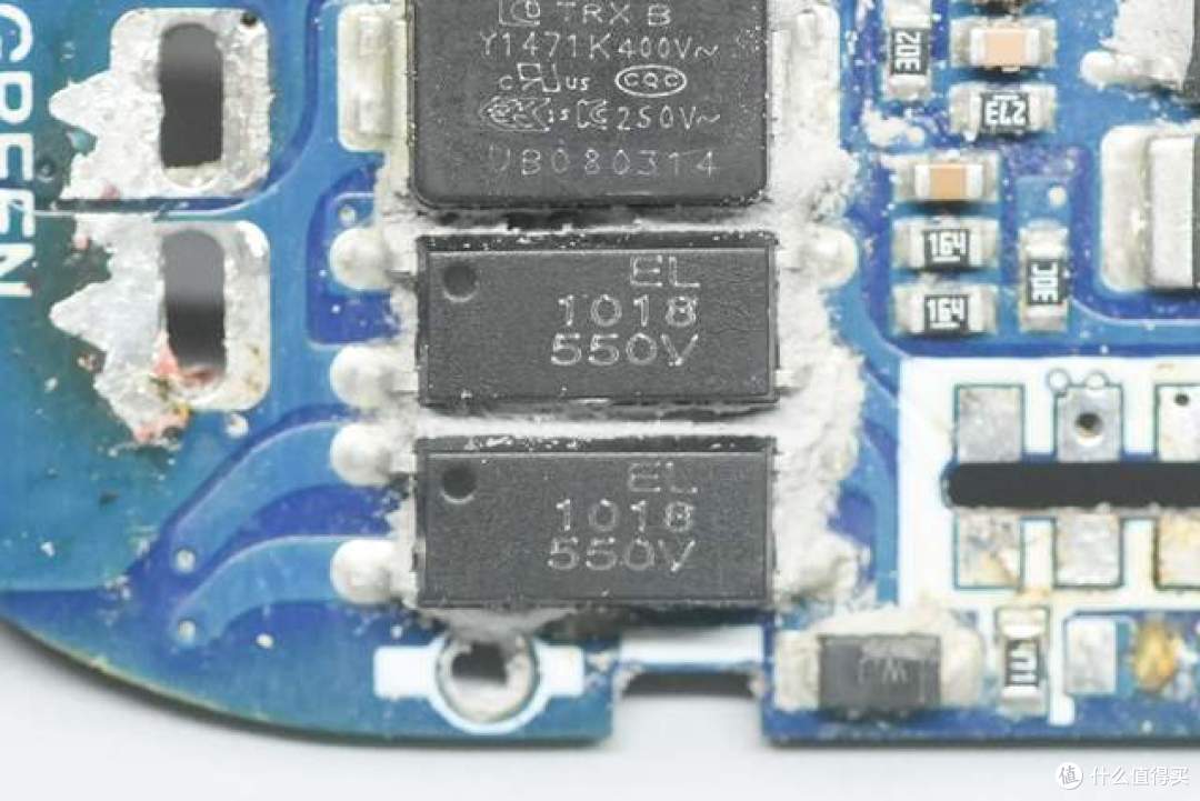 把100W快充与伸缩线塞进小机身，绿联这款新品值不值得买？