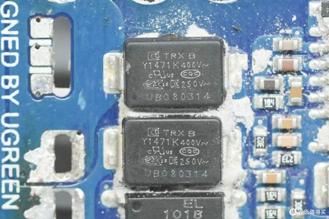 把100W快充与伸缩线塞进小机身，绿联这款新品值不值得买？