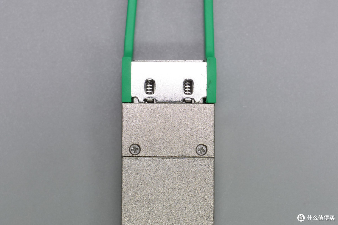 QSFP28标准设计,新易盛100G光模块拆解
