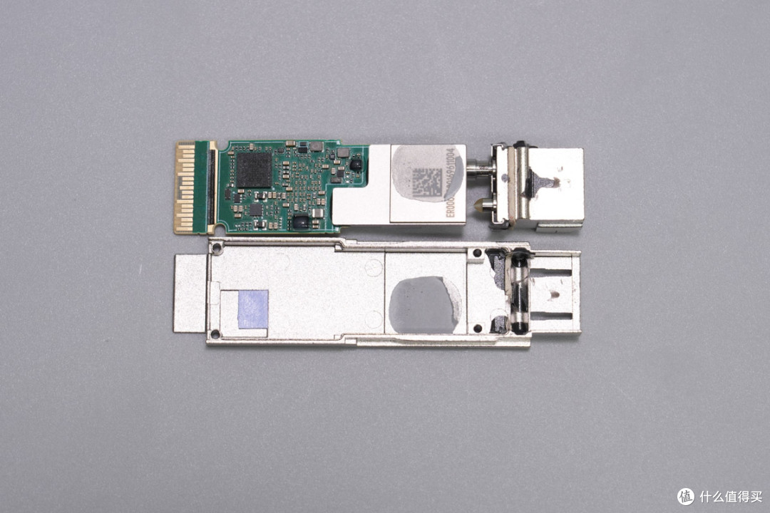 QSFP28标准设计,新易盛100G光模块拆解