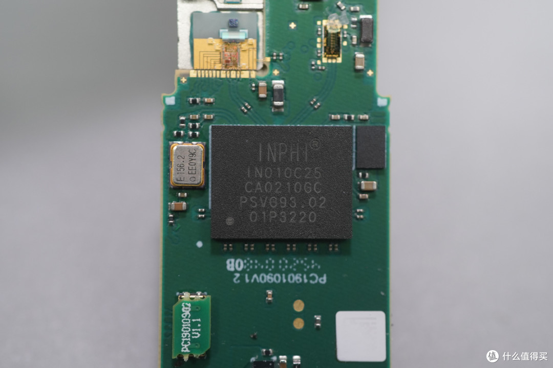 QSFP28标准设计,新易盛100G光模块拆解