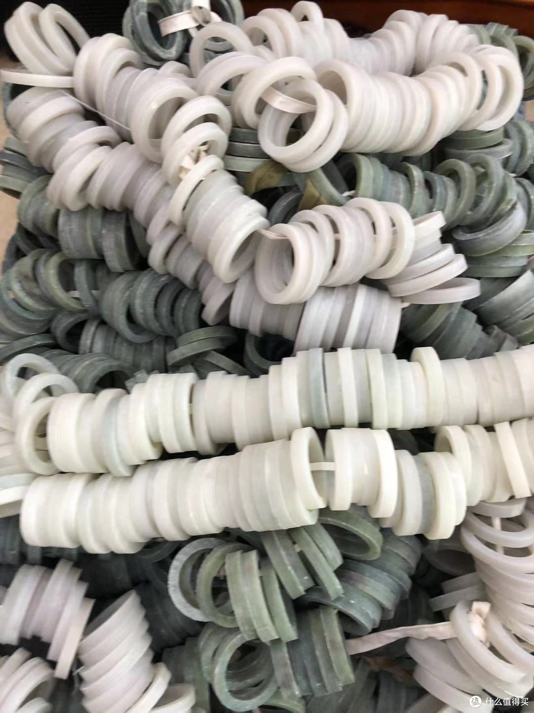 买翡翠怎么挑店?逛了十几家店,我总结出3个问题