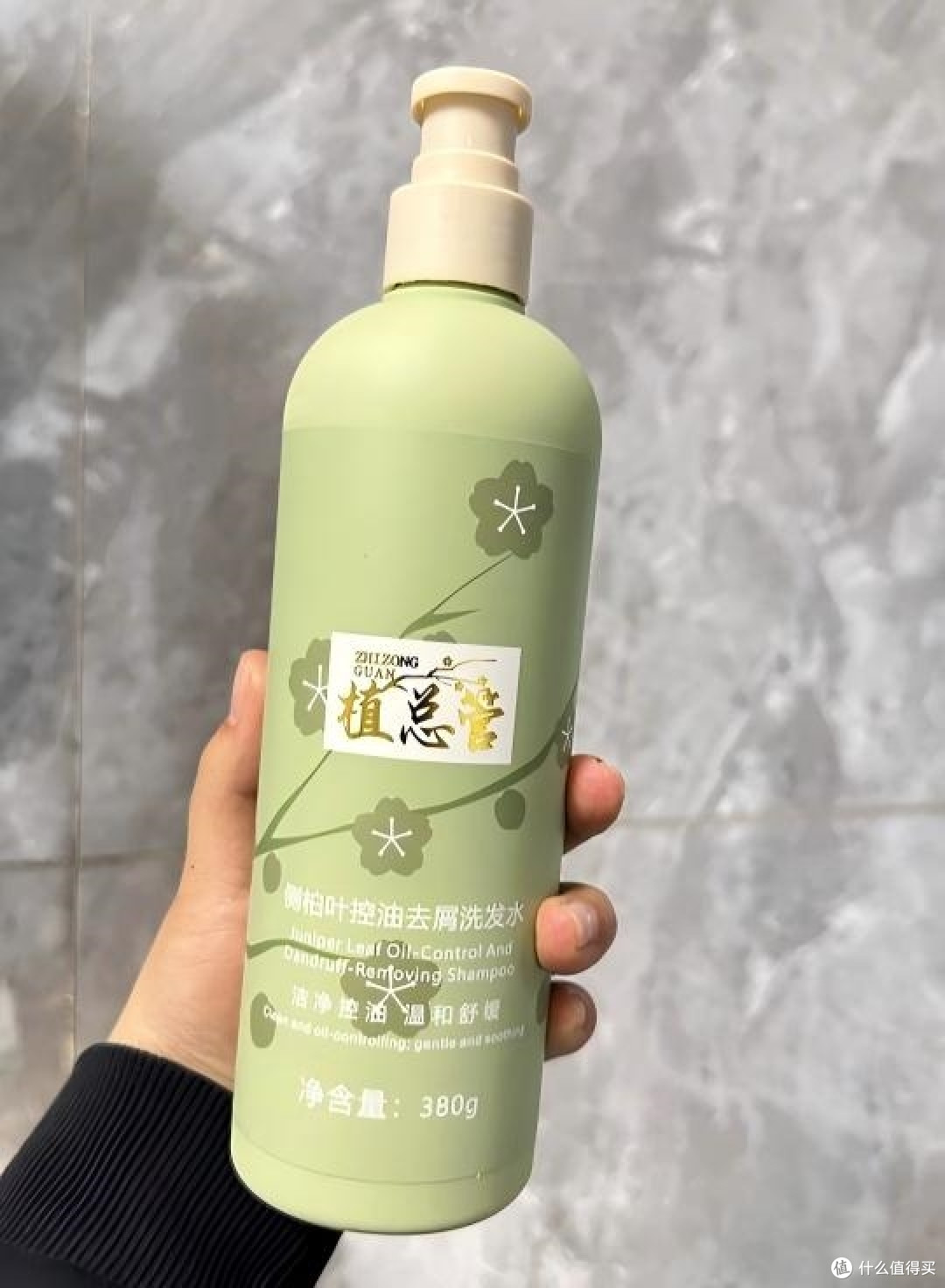 20+女生的4瓶头皮护理调整记录:头屑头痒如何改善?