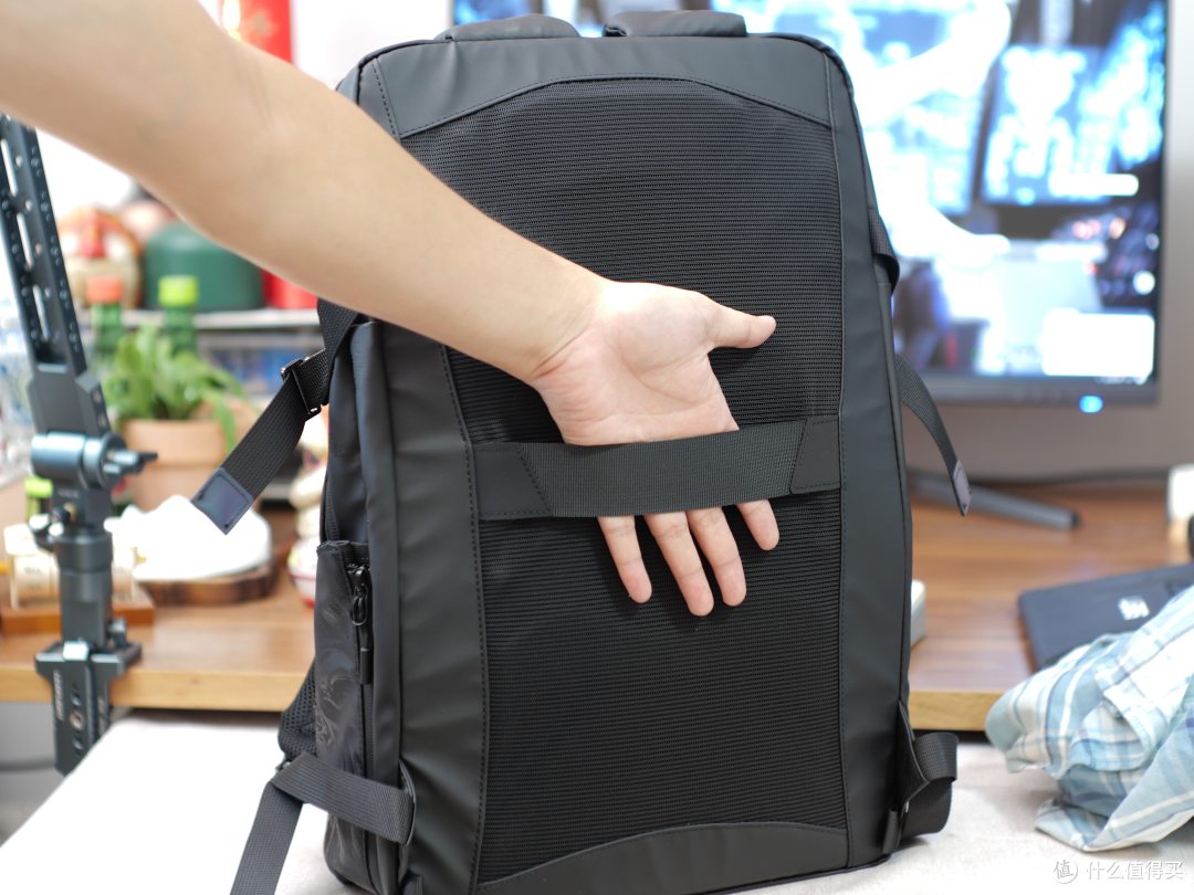 大容量全能型选手,搞定出行需求,光影行星宙斯 3air 扩容双肩包