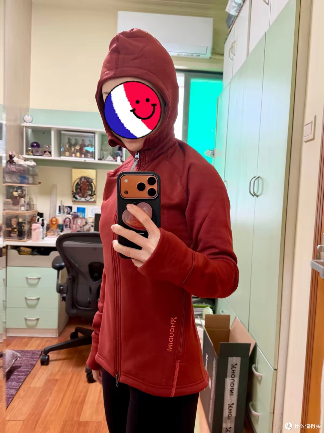 胡丁尼女款抓绒衣保暖突显身材