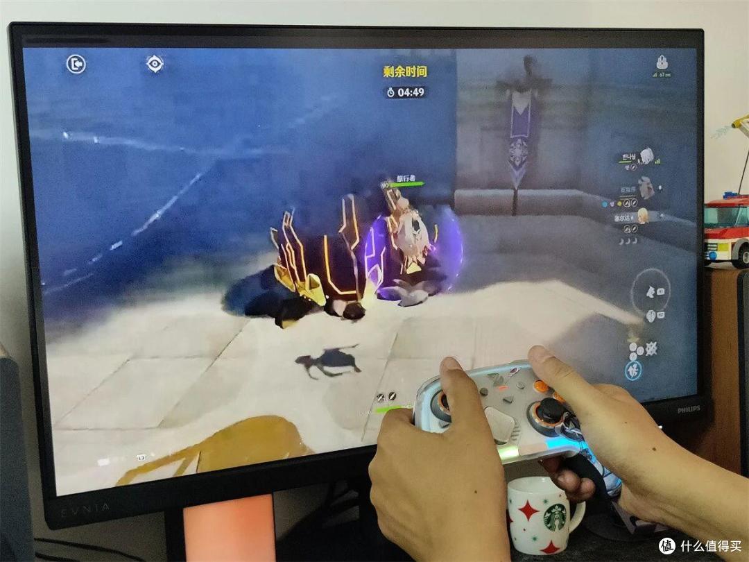 灵笼实体化,致动终极传奇白月魁，这联名手柄把手感卷得起飞！