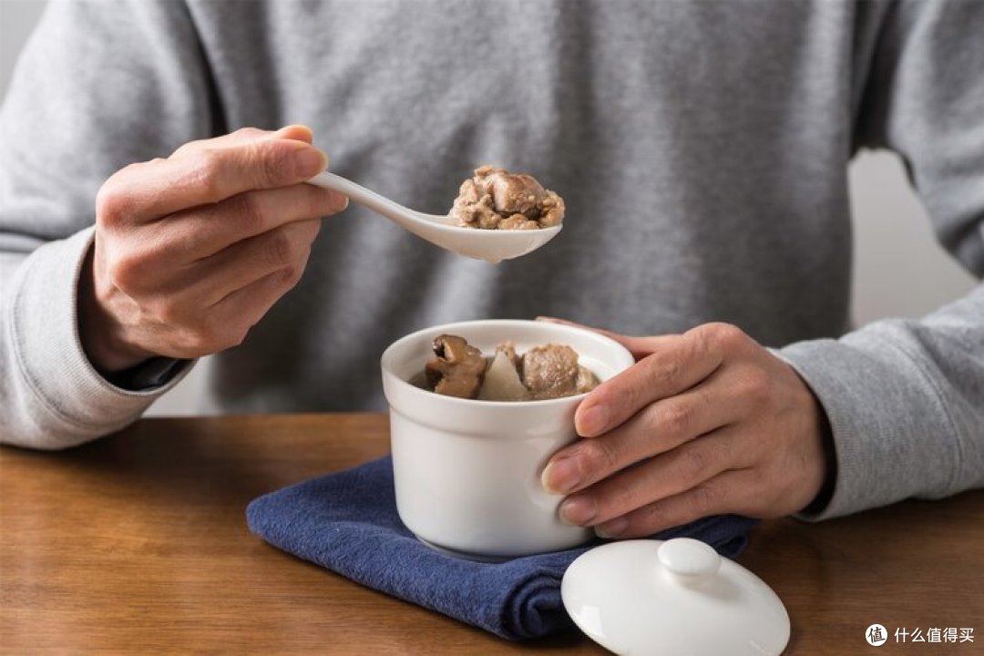 羊肉是肿瘤的“发物”?错!不想癌细胞恶化,3类食物才真要少吃