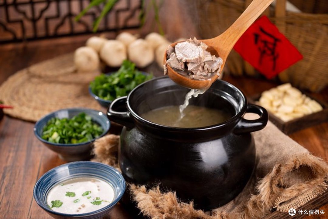 羊肉是肿瘤的“发物”?错!不想癌细胞恶化,3类食物才真要少吃