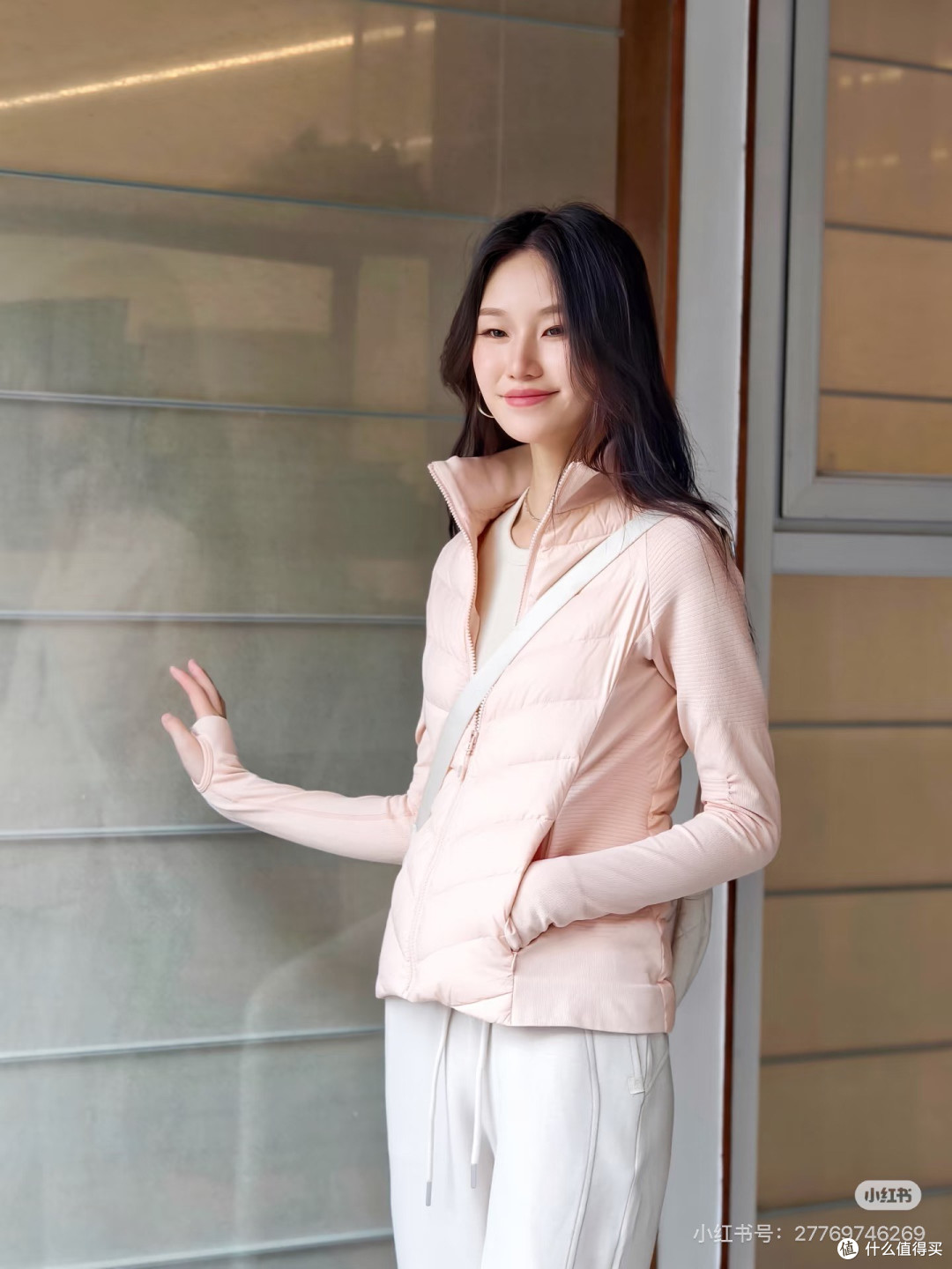 石墨烯鹅绒服的轻盈保暖特性