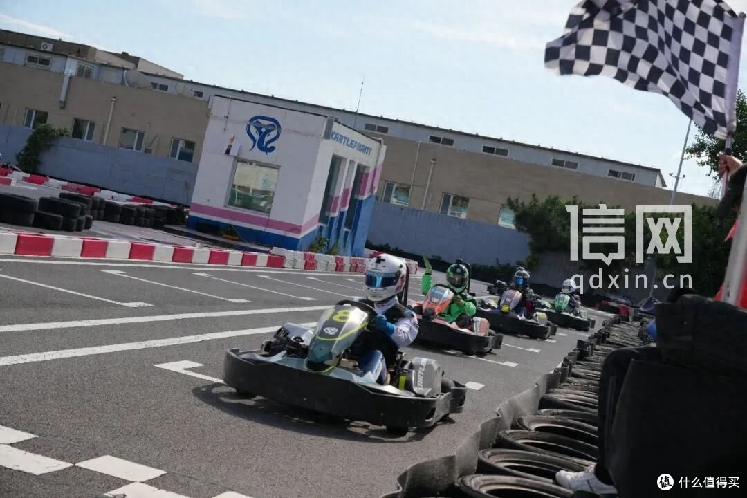 “青岛杯”时尚体育联赛卡丁车锦标赛收官 三级别桂冠各有其主