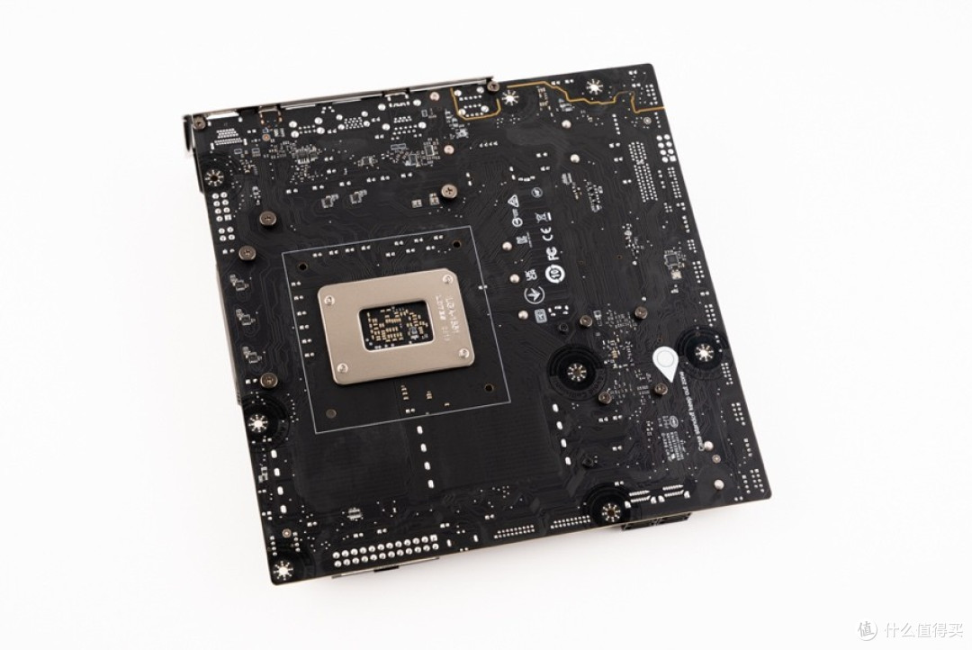 微星 MAG Z890M GAMING PLUS WIFI 小黑龙开箱及装机分享