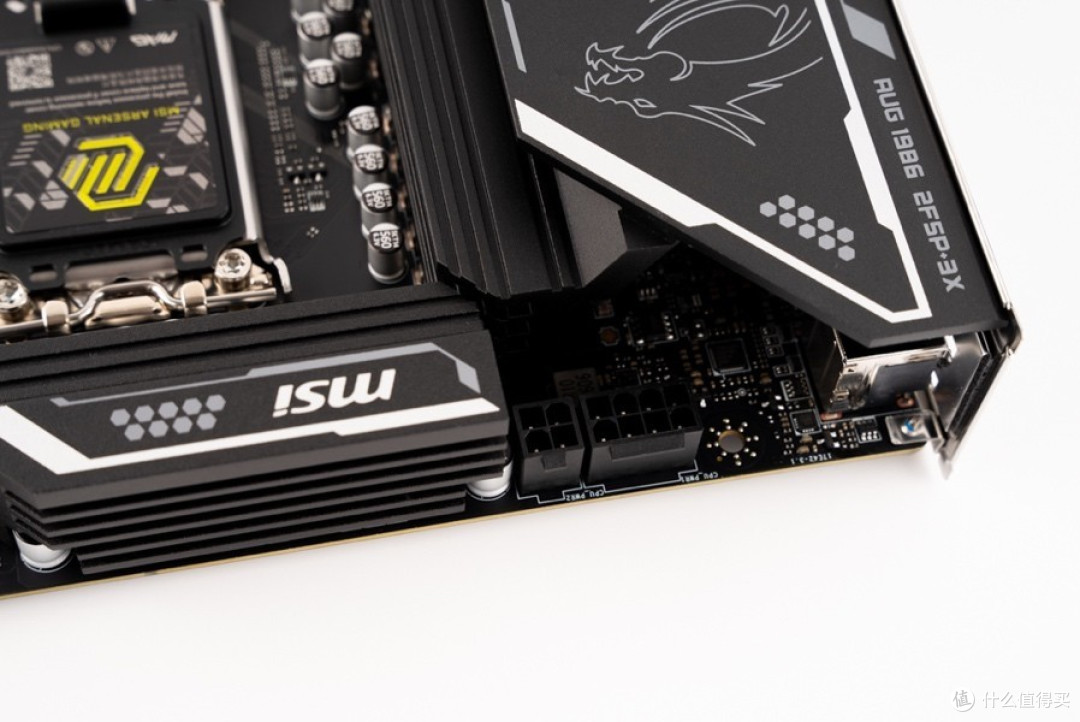 微星 MAG Z890M GAMING PLUS WIFI 小黑龙开箱及装机分享