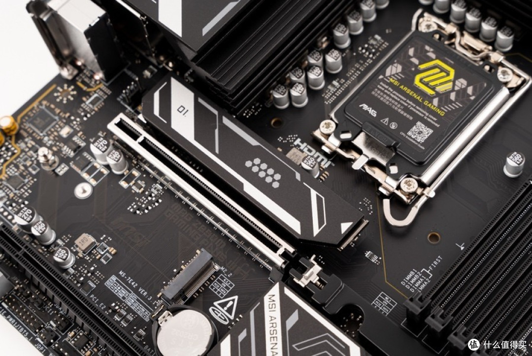 微星 MAG Z890M GAMING PLUS WIFI 小黑龙开箱及装机分享