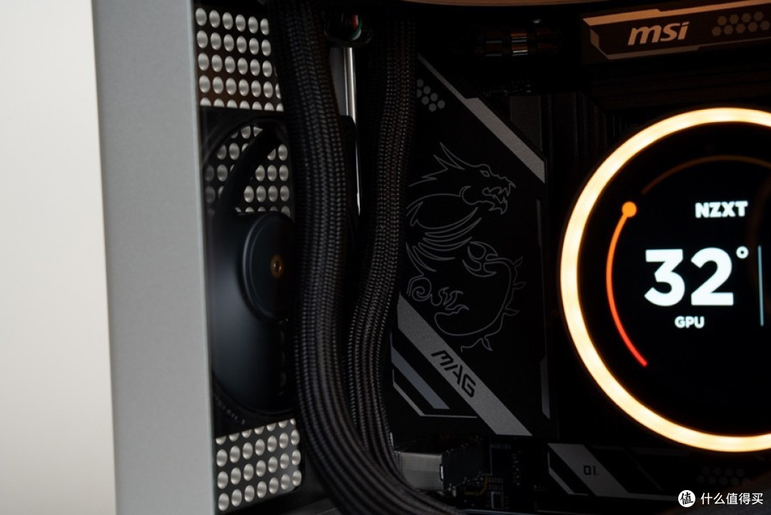 微星 MAG Z890M GAMING PLUS WIFI 小黑龙开箱及装机分享