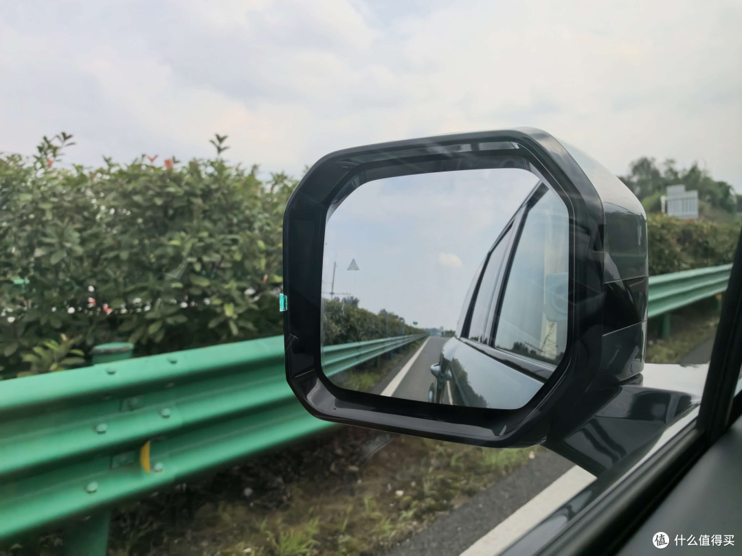 钛7提车8个月行驶2.3万公里,盘点3件必不可少的改装好物